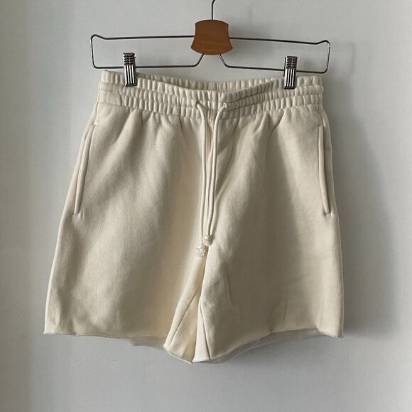 TNA Cozy Fleece Boyfriend Sweatshort *new without tags* - Picture 1 of 3